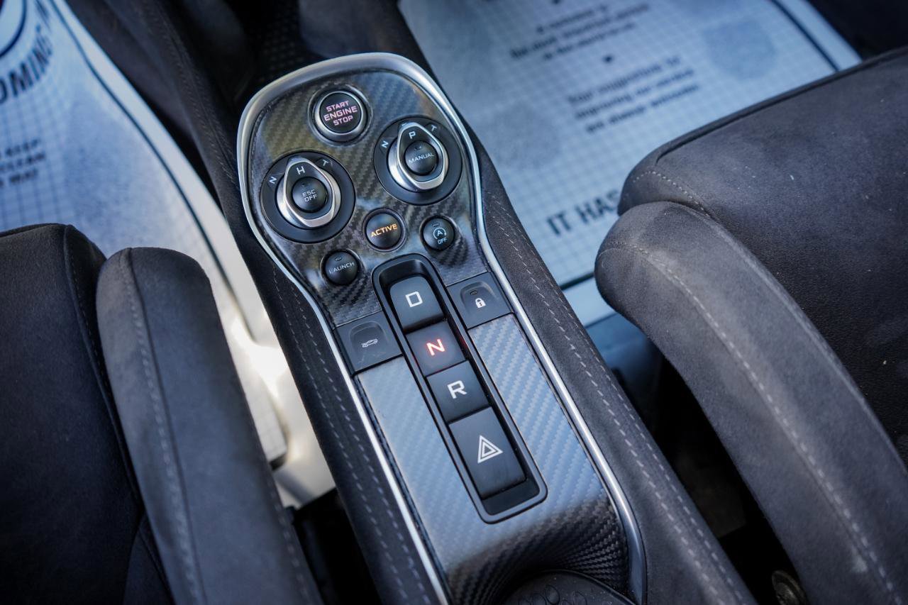 Used 2019 McLaren 600LT photo 17