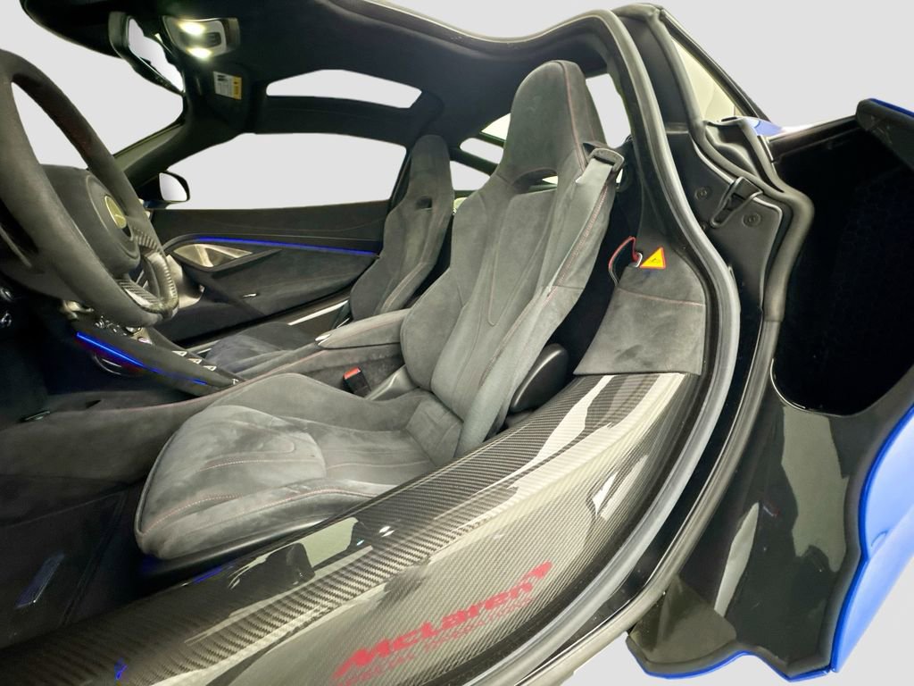 Used 2018 McLaren 720S photo 22