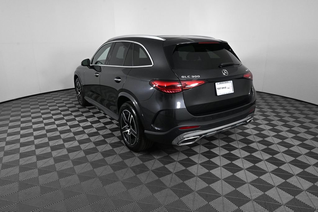 2025 Mercedes-Benz GLC 300 4MATIC