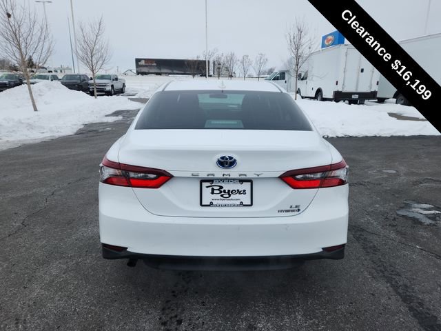 2022 Toyota Camry LE