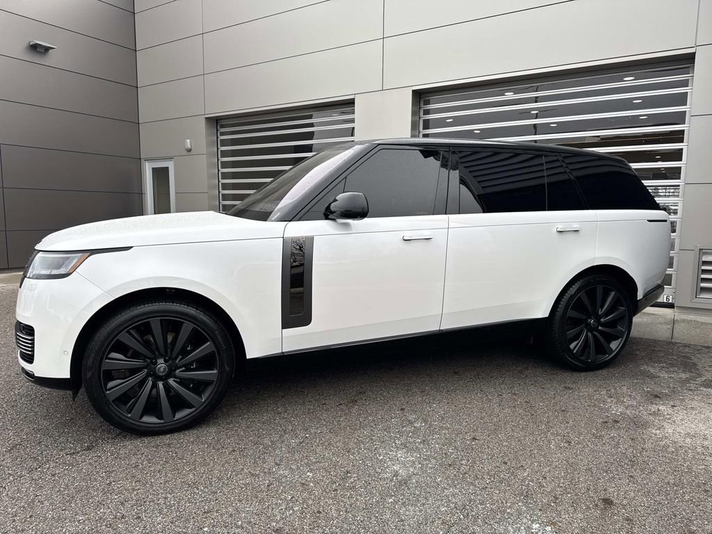 2023 Land Rover Range Rover SV
