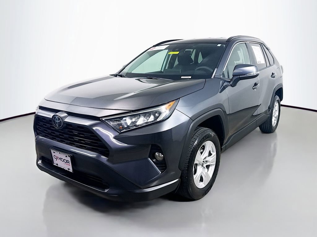 2020 Toyota RAV4 XLE