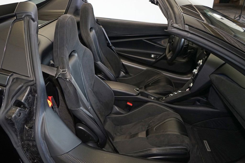 Used 2020 McLaren 720S Spider photo 14