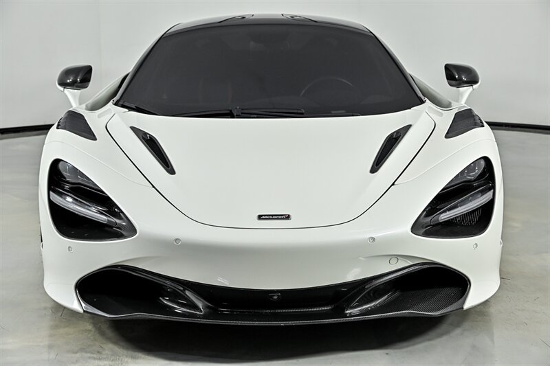 Used 2018 McLaren 720S photo 8
