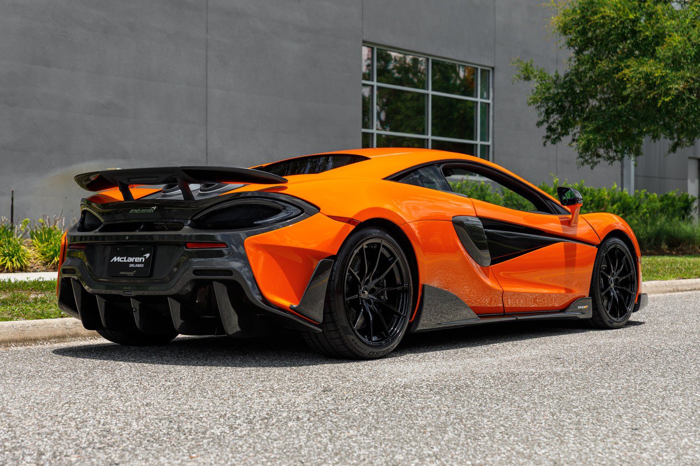 Used 2019 McLaren 600LT photo 8
