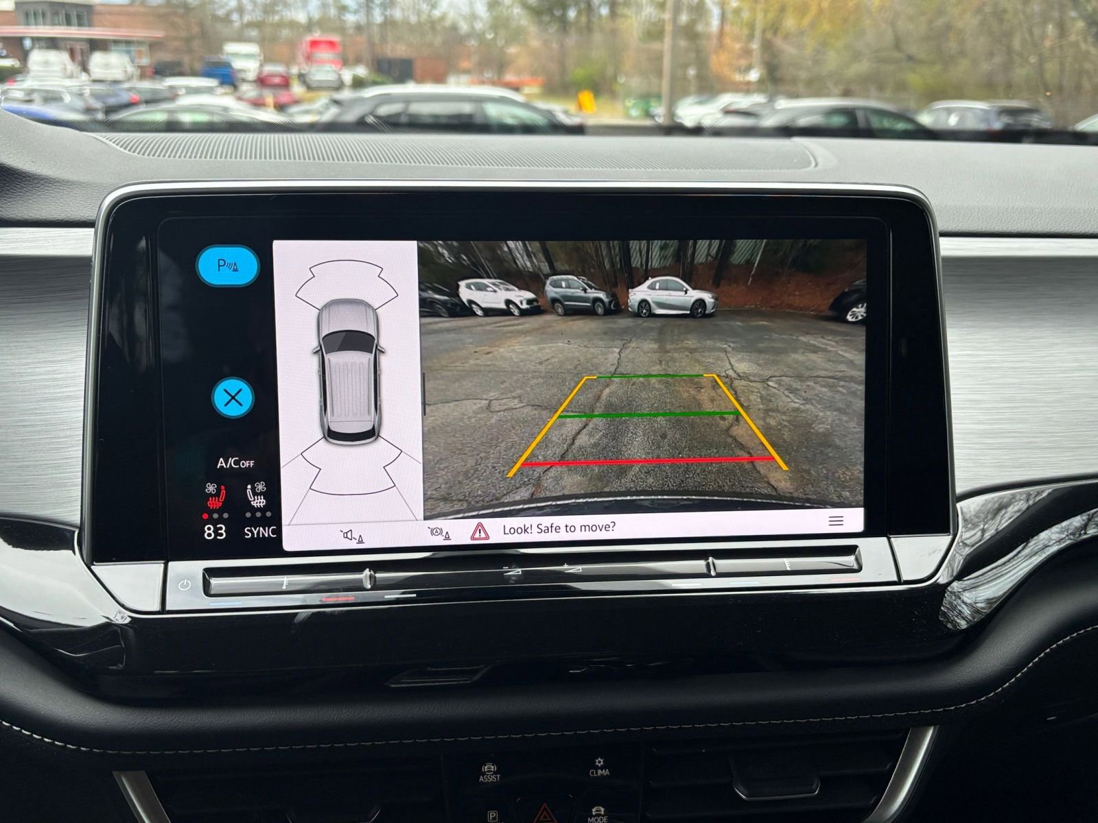 2025 Volkswagen Atlas Cross Sport SE