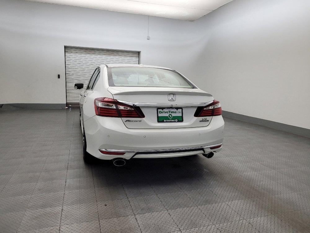 2017 Honda Accord Touring