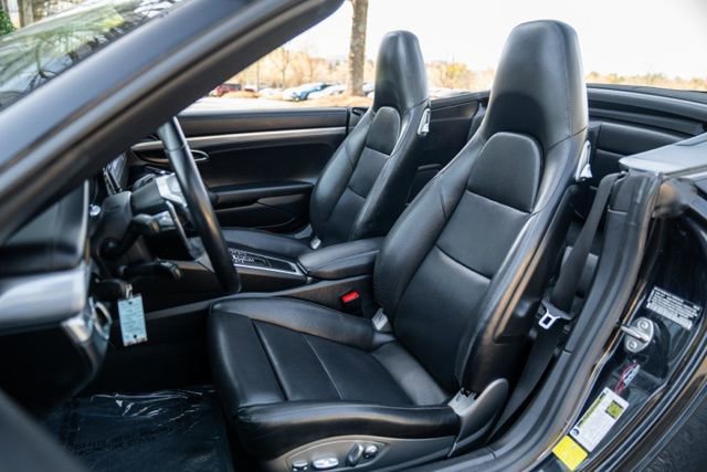 2019 Porsche 911 Carrera