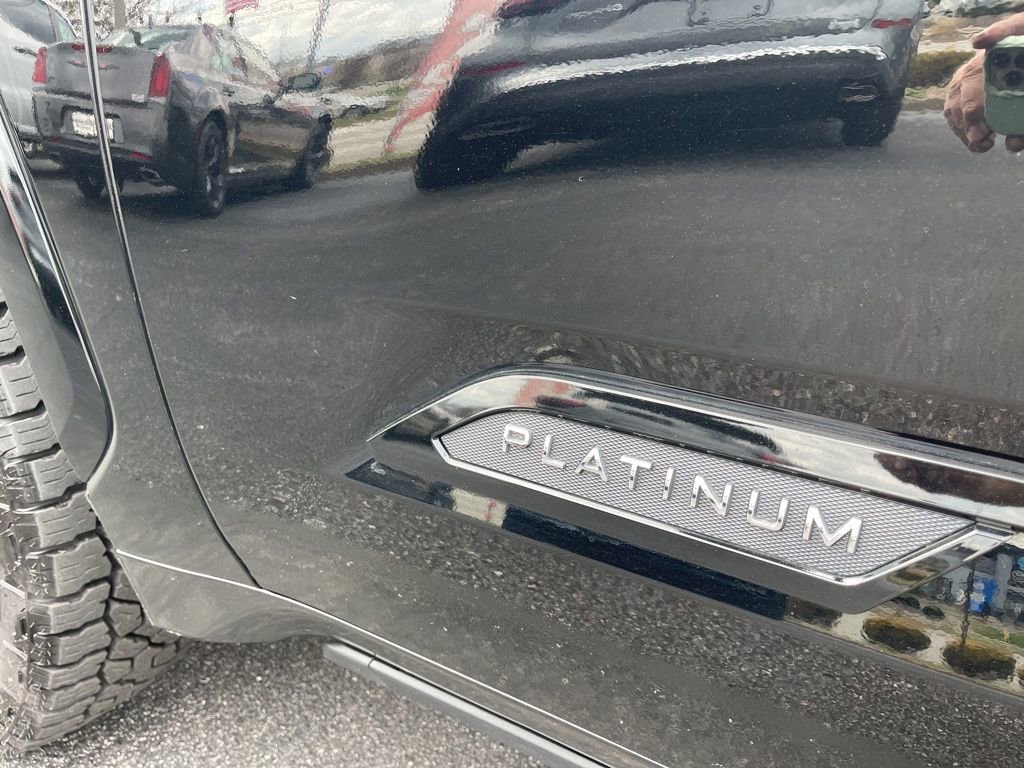 2023 Toyota Tundra Platinum