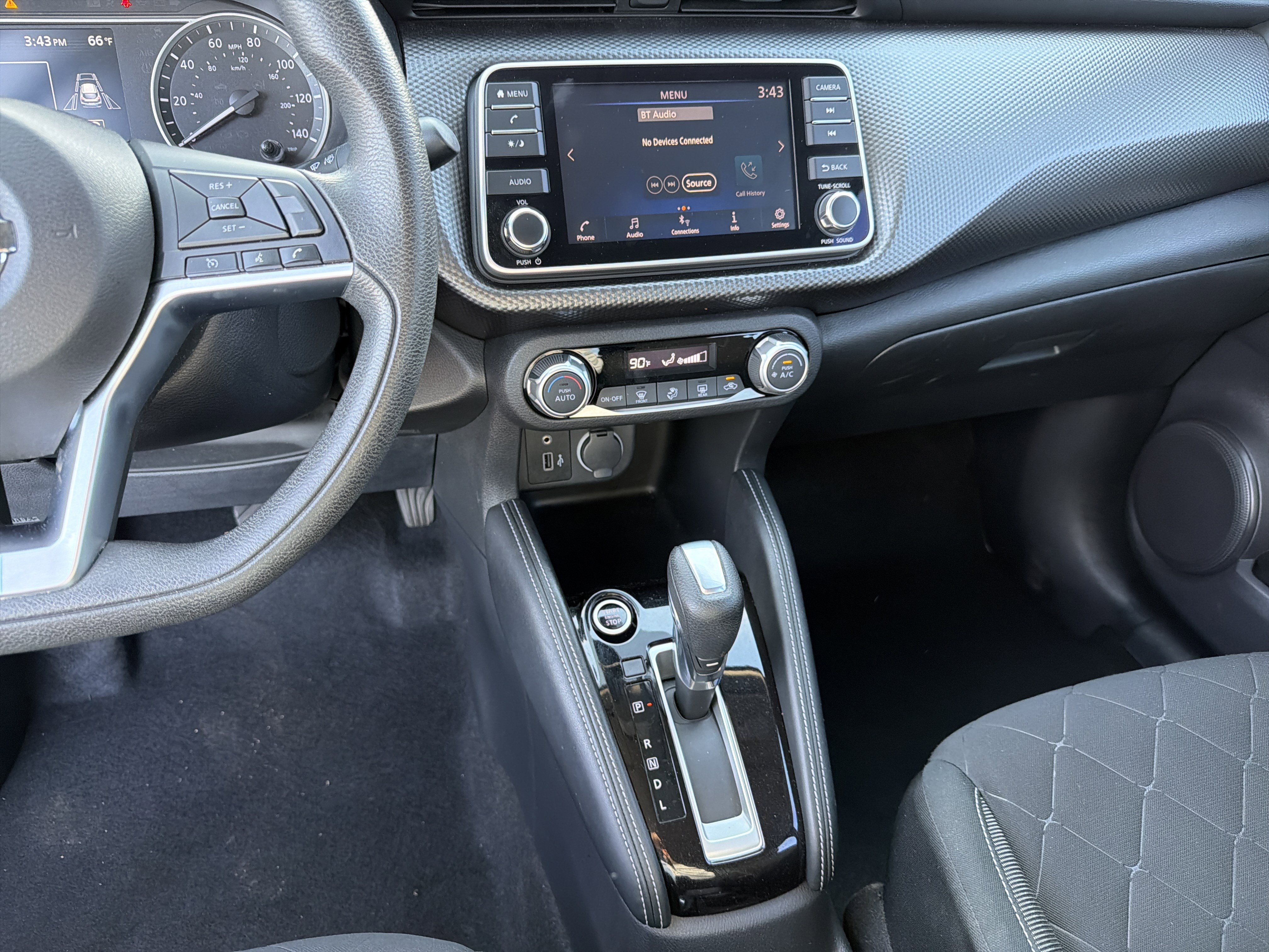 2020 Nissan Kicks SV