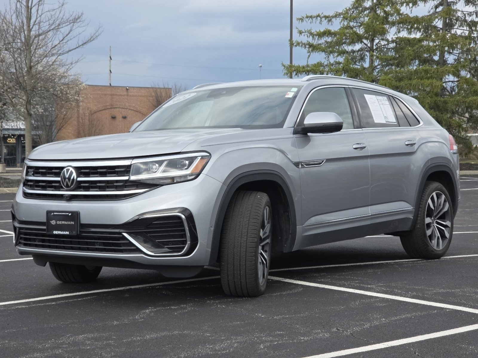 2022 Volkswagen Atlas Cross Sport SEL Premium R-Line