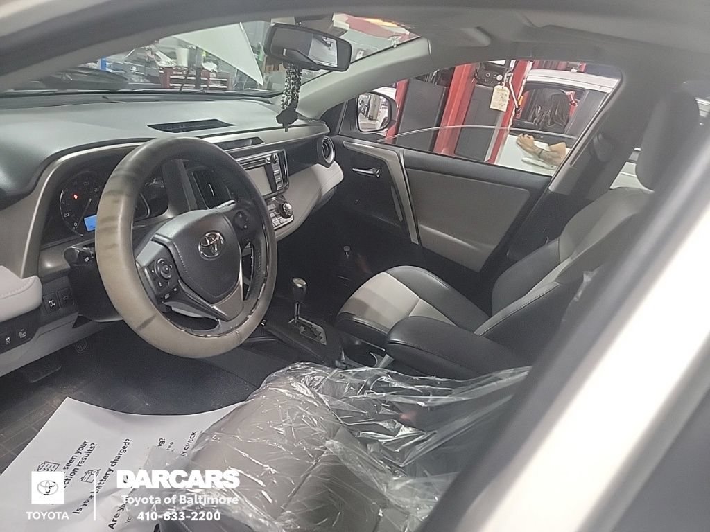 Used 2014 Toyota RAV4 Limited w/ Technology Package
