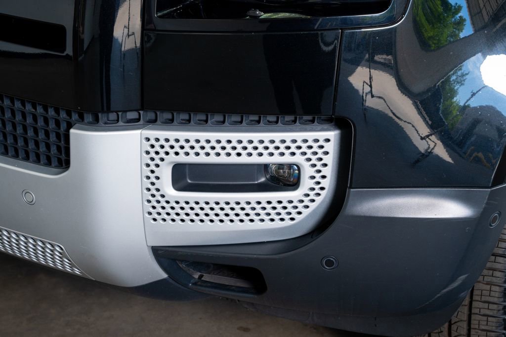 2024 Land Rover Defender 90 S