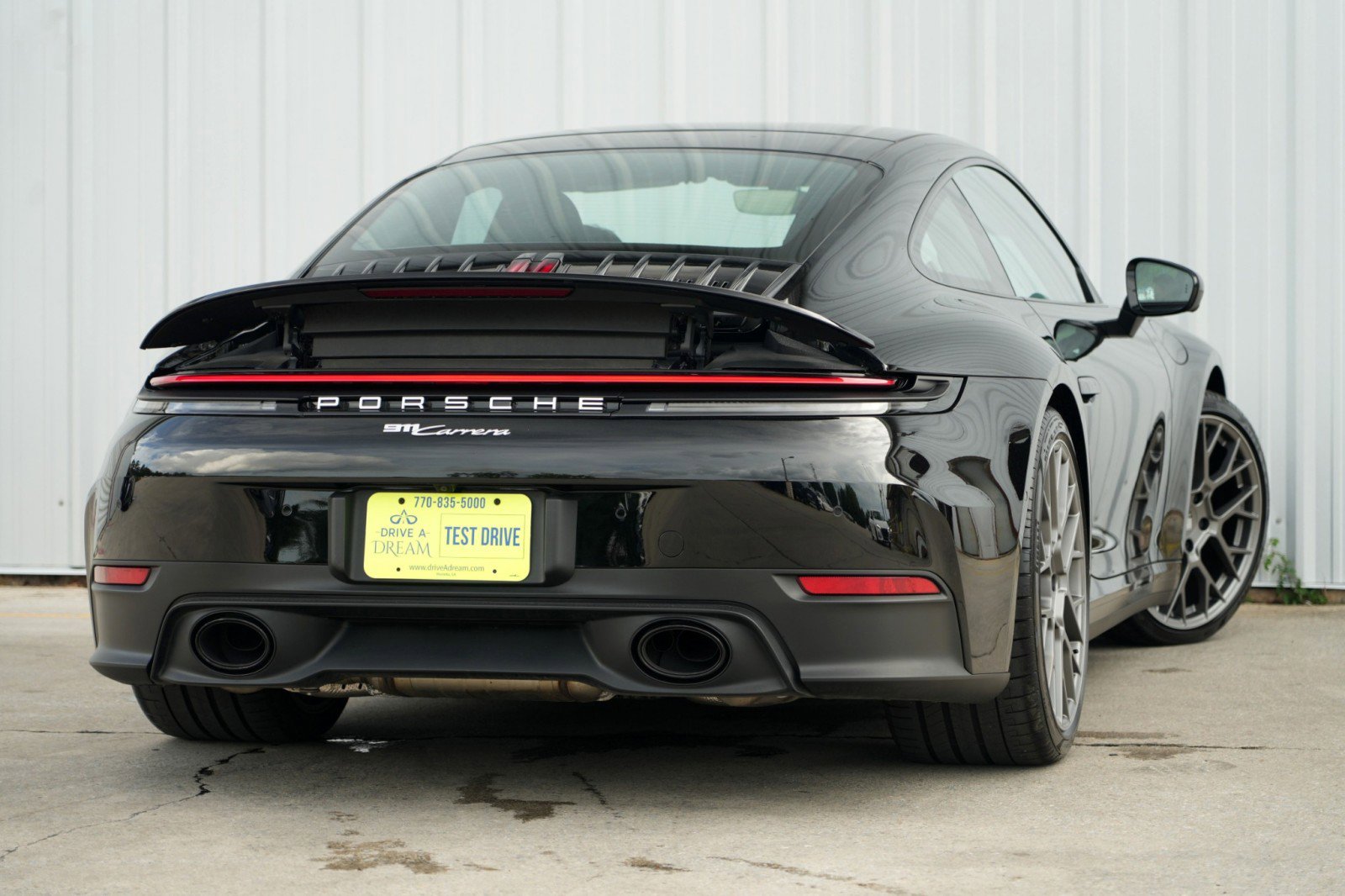 2025 Porsche 911 Carrera