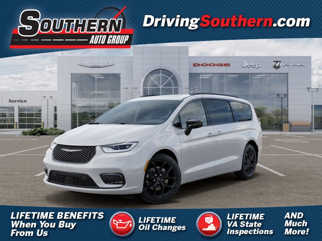 New 2026 Chrysler Pacifica Limited w/ S Appearance Package