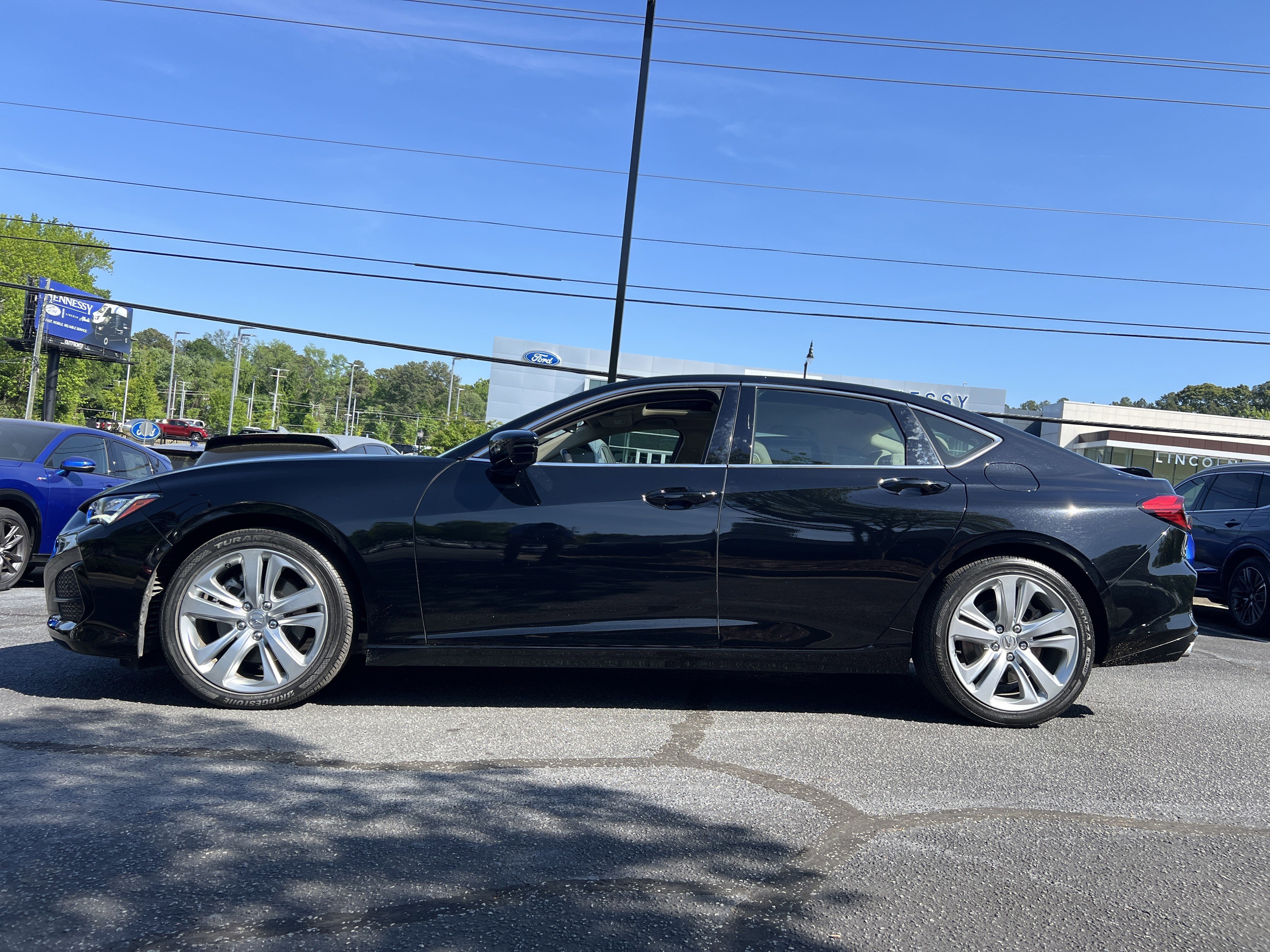 2023 Acura TLX w/ Technology Package