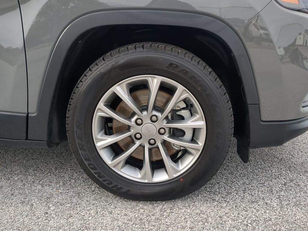 2022 Jeep Cherokee Latitude Lux