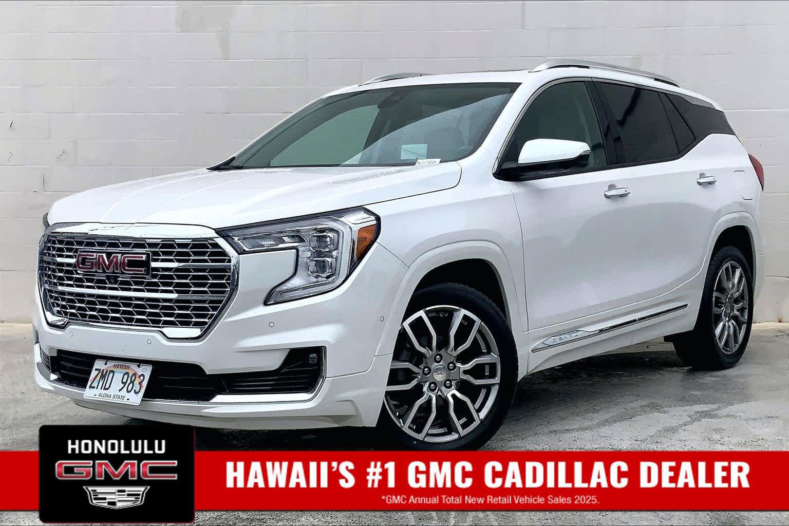 Used 2022 GMC Terrain Denali w/ Denali Premium Package