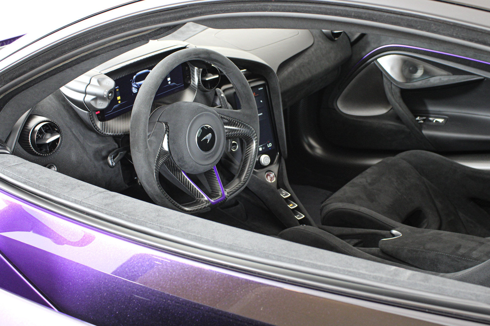 Used 2024 McLaren 750S photo 44