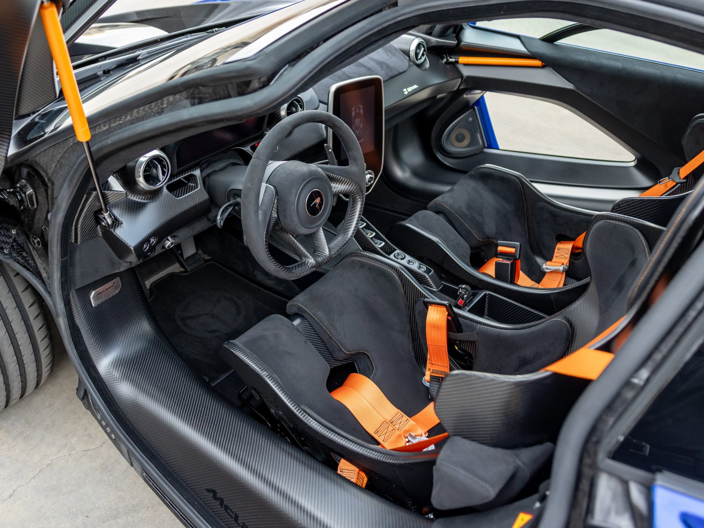 Used 2019 McLaren Senna photo 10