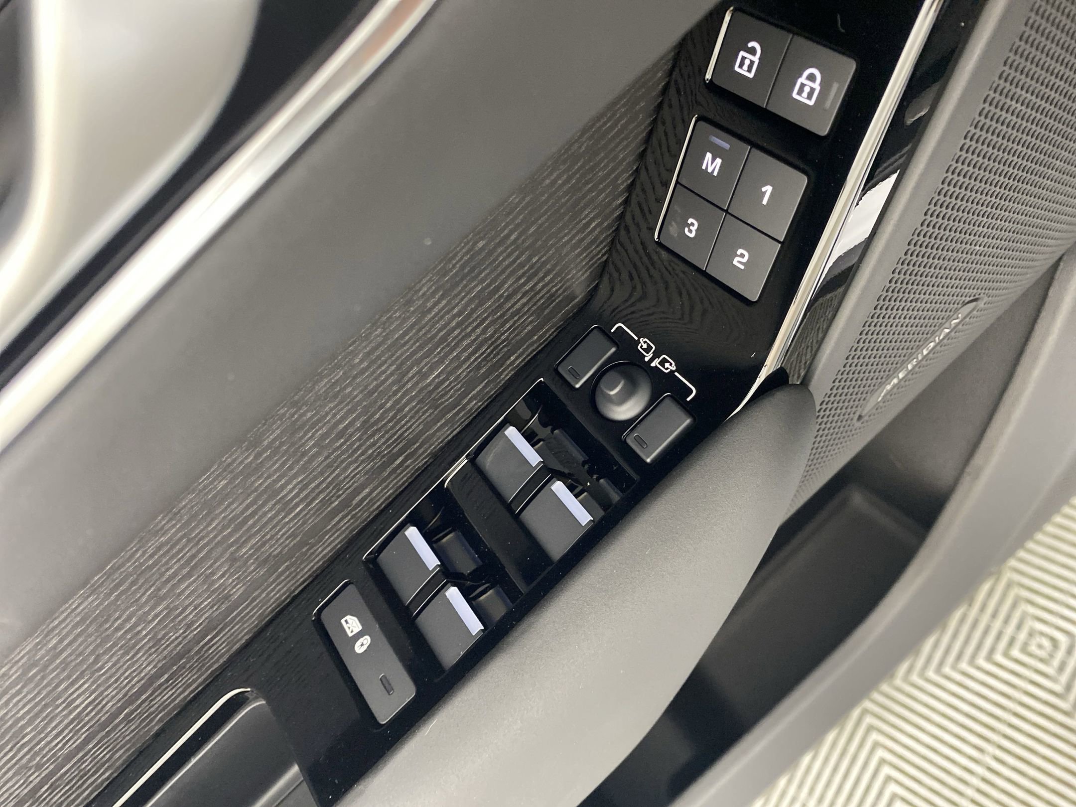 2026 Land Rover Range Rover Velar S