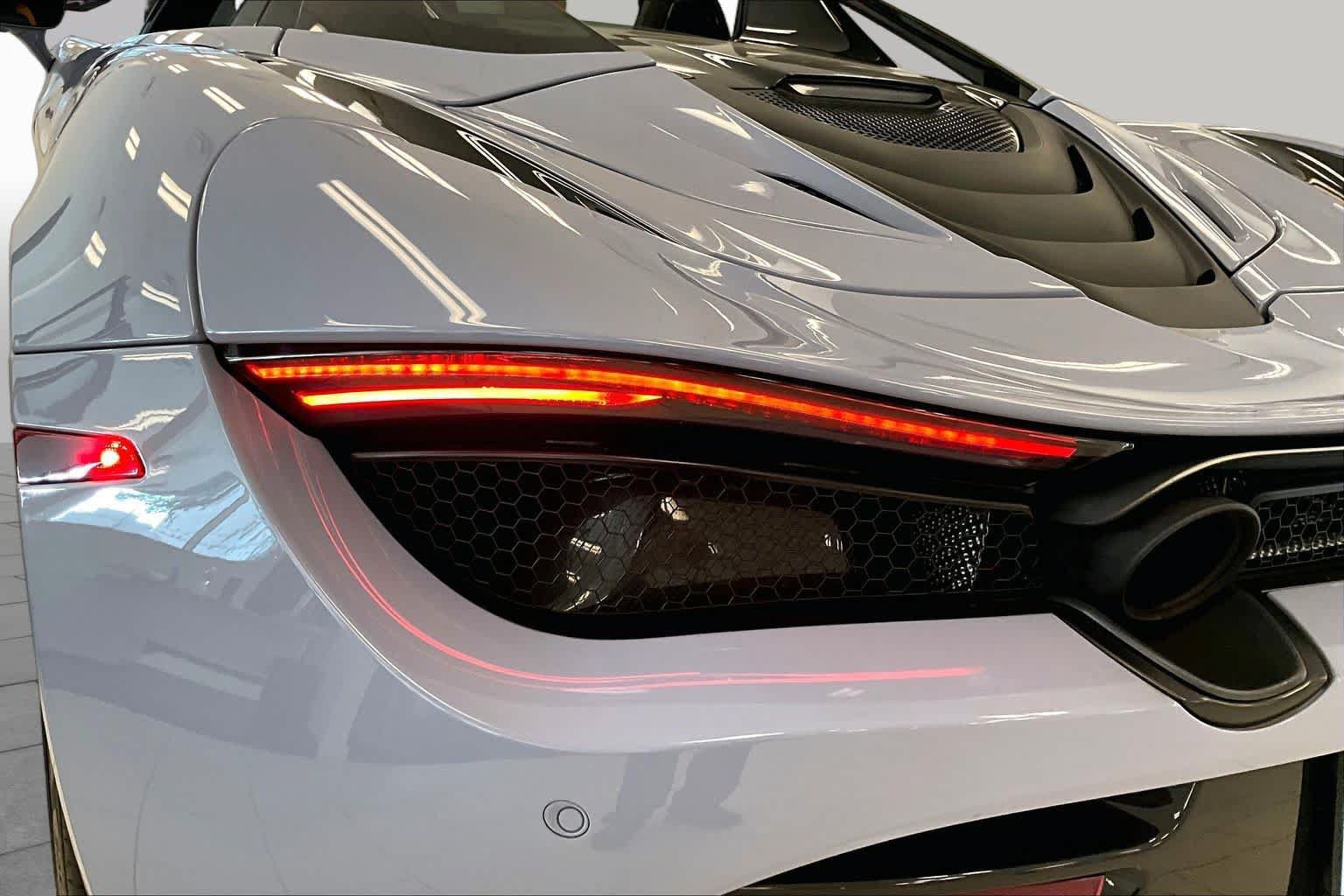 Used 2021 McLaren 720S Performance photo 24