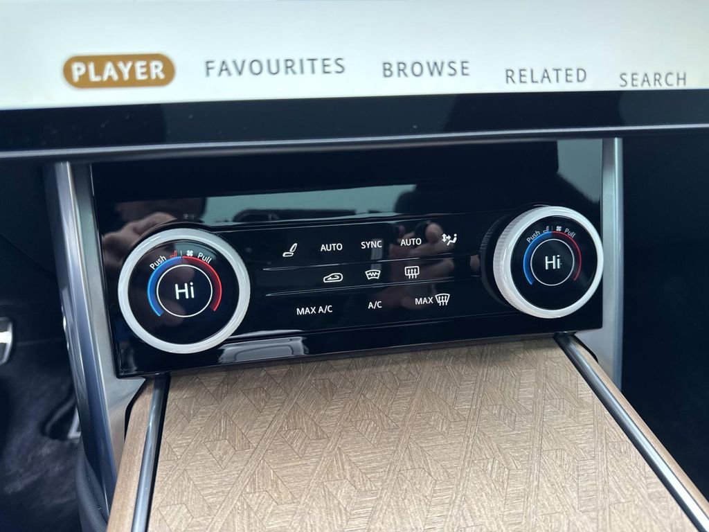 2023 Land Rover Range Rover SV