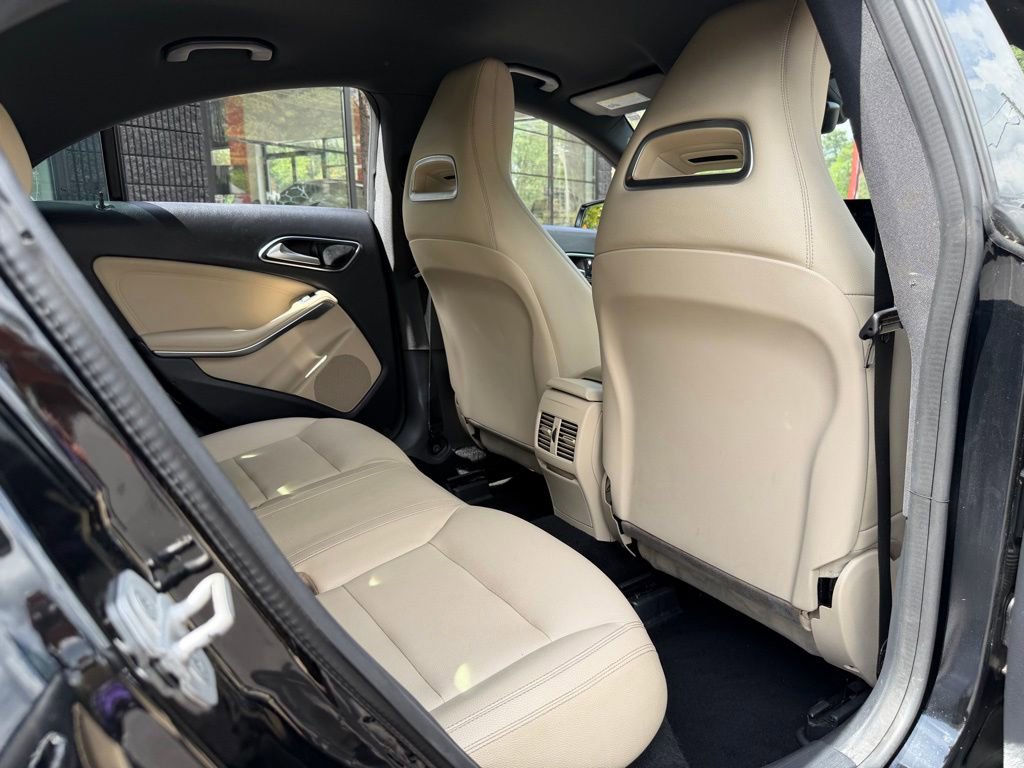 2017 Mercedes-Benz CLA 250