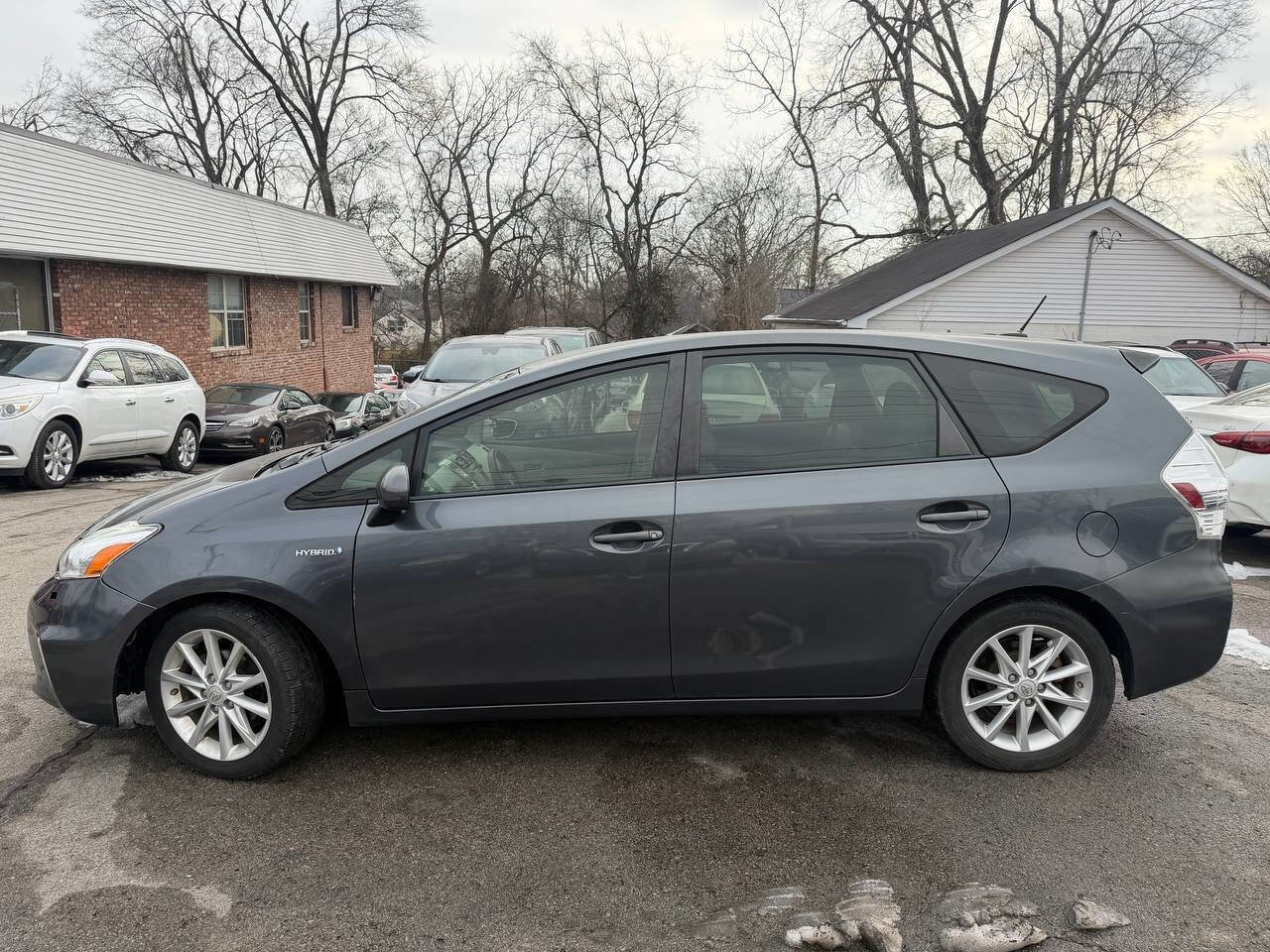 2013 Toyota Prius V Five