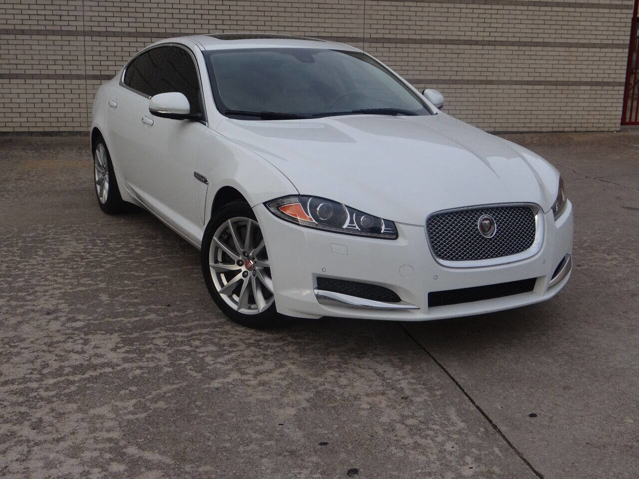 Used 2015 Jaguar XF Premium