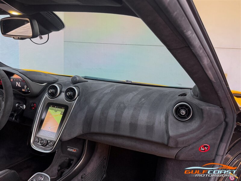 Used 2019 McLaren 600LT photo 34