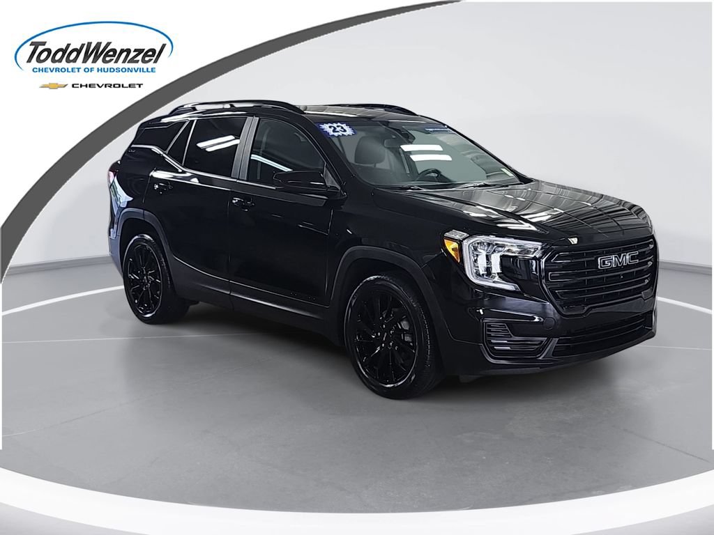 Used 2023 GMC Terrain SLE w/ Driver Convenience Package