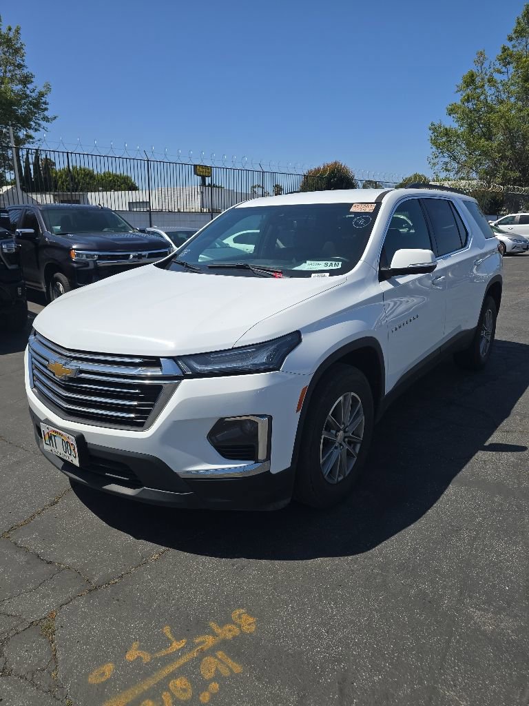 Used 2023 Chevrolet Traverse LT