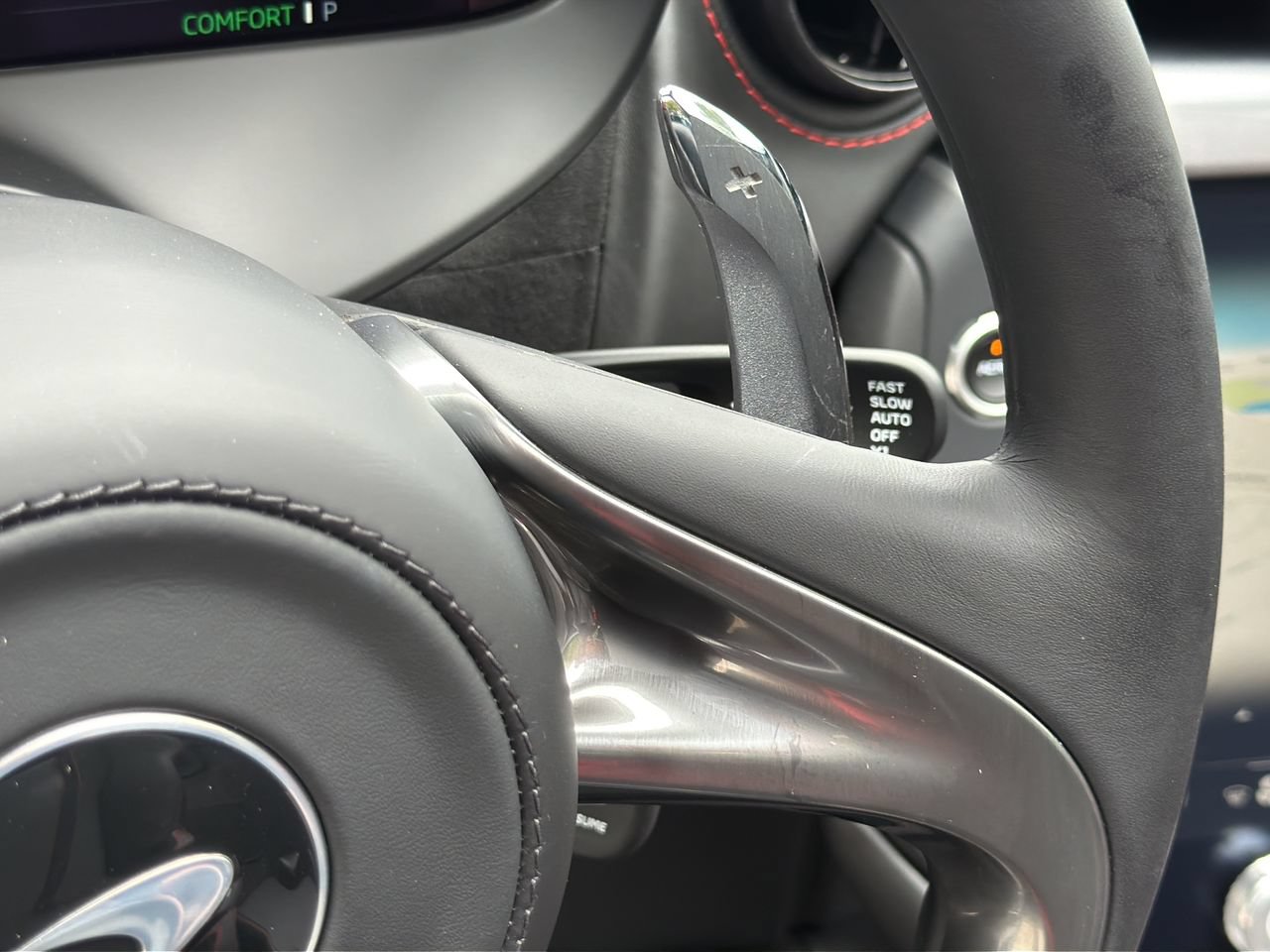Used 2025 McLaren 750S Spider photo 24