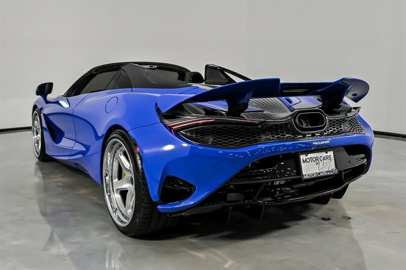 Used 2024 McLaren 750S Spider photo 10