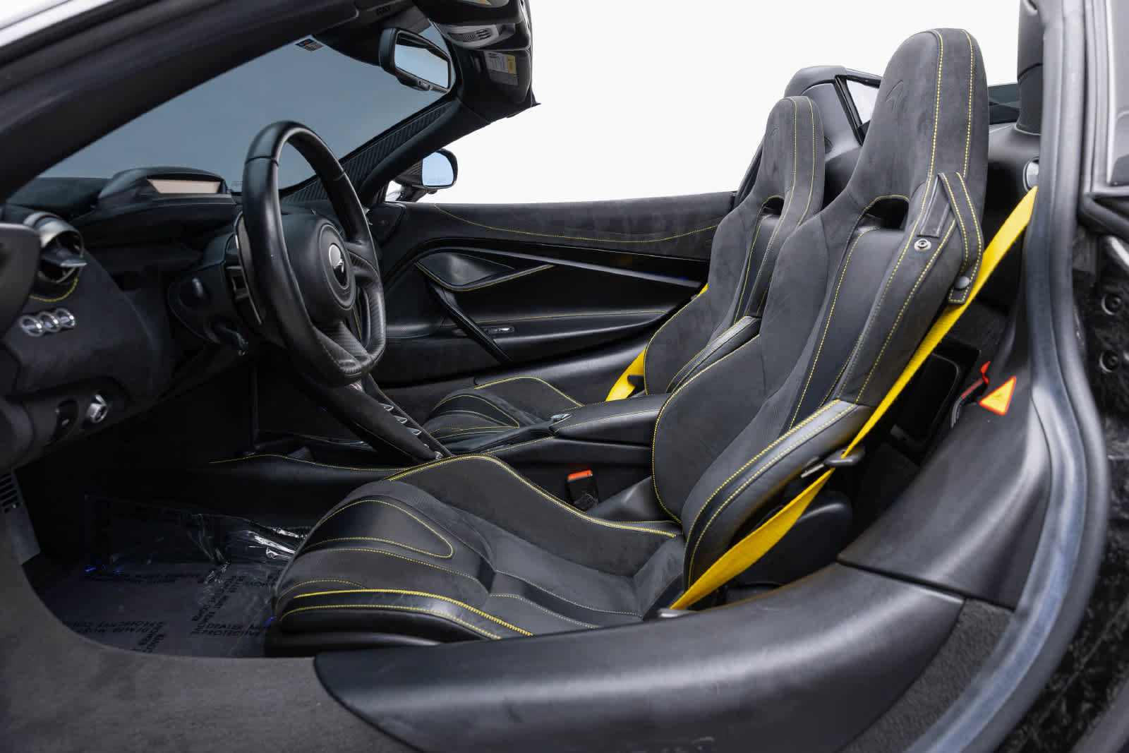 Used 2022 McLaren 720S Spider photo 14