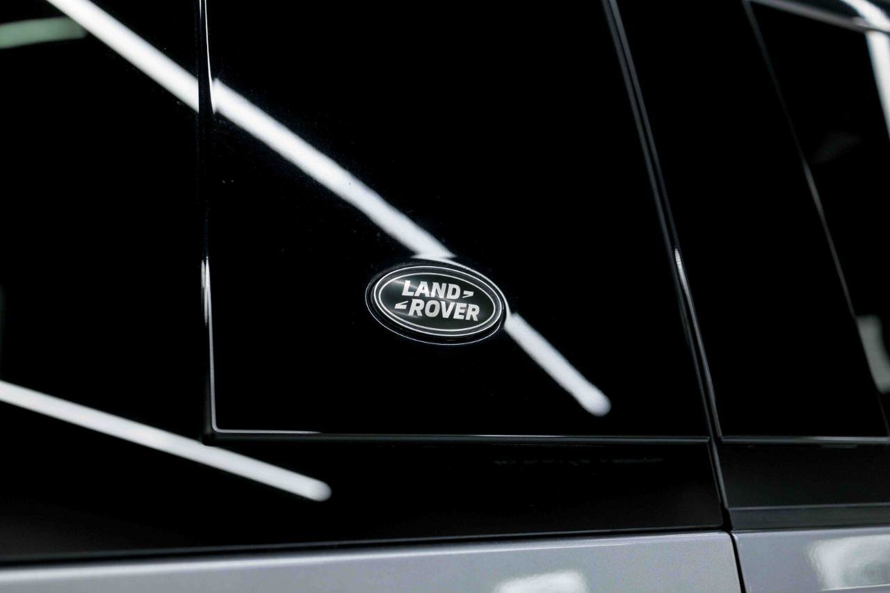 2023 Land Rover Defender 130 SE