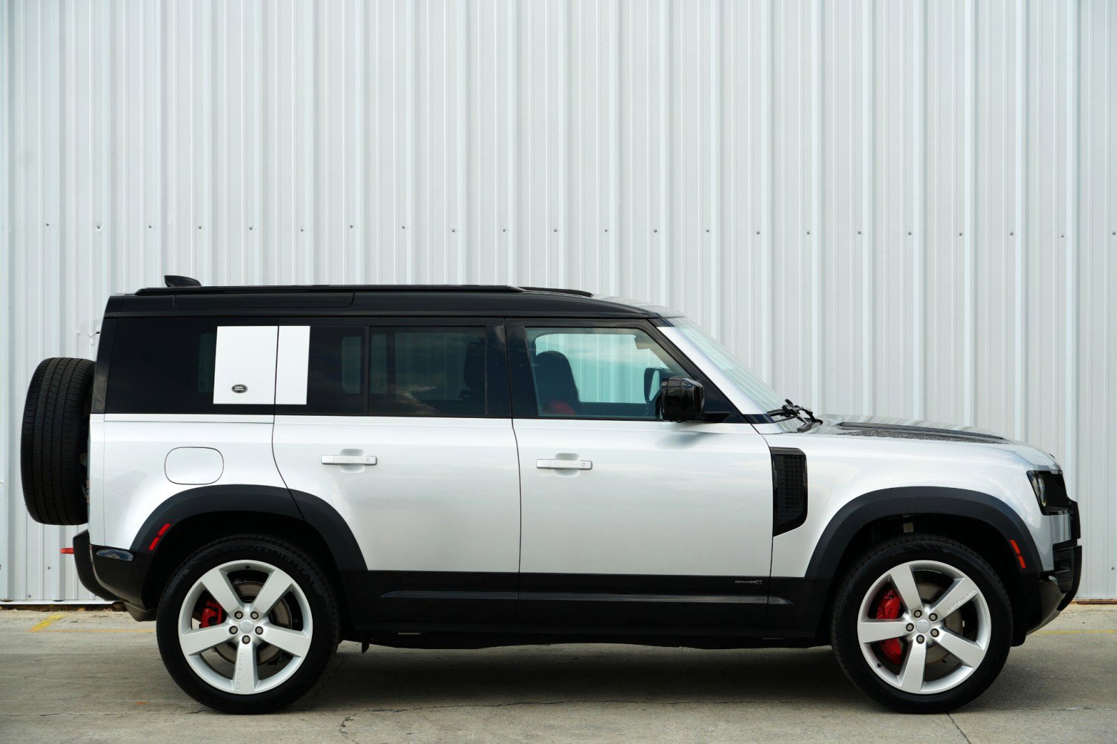 2023 Land Rover Defender 110 X