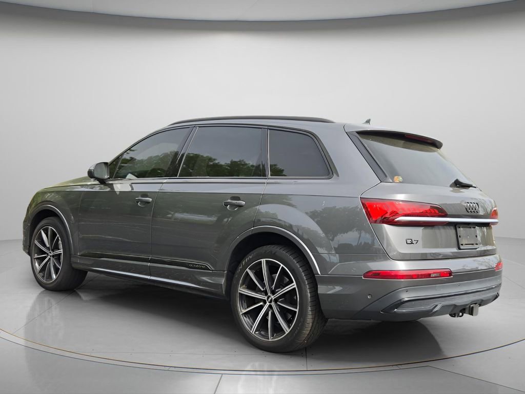 2021 Audi Q7 3.0T Premium Plus