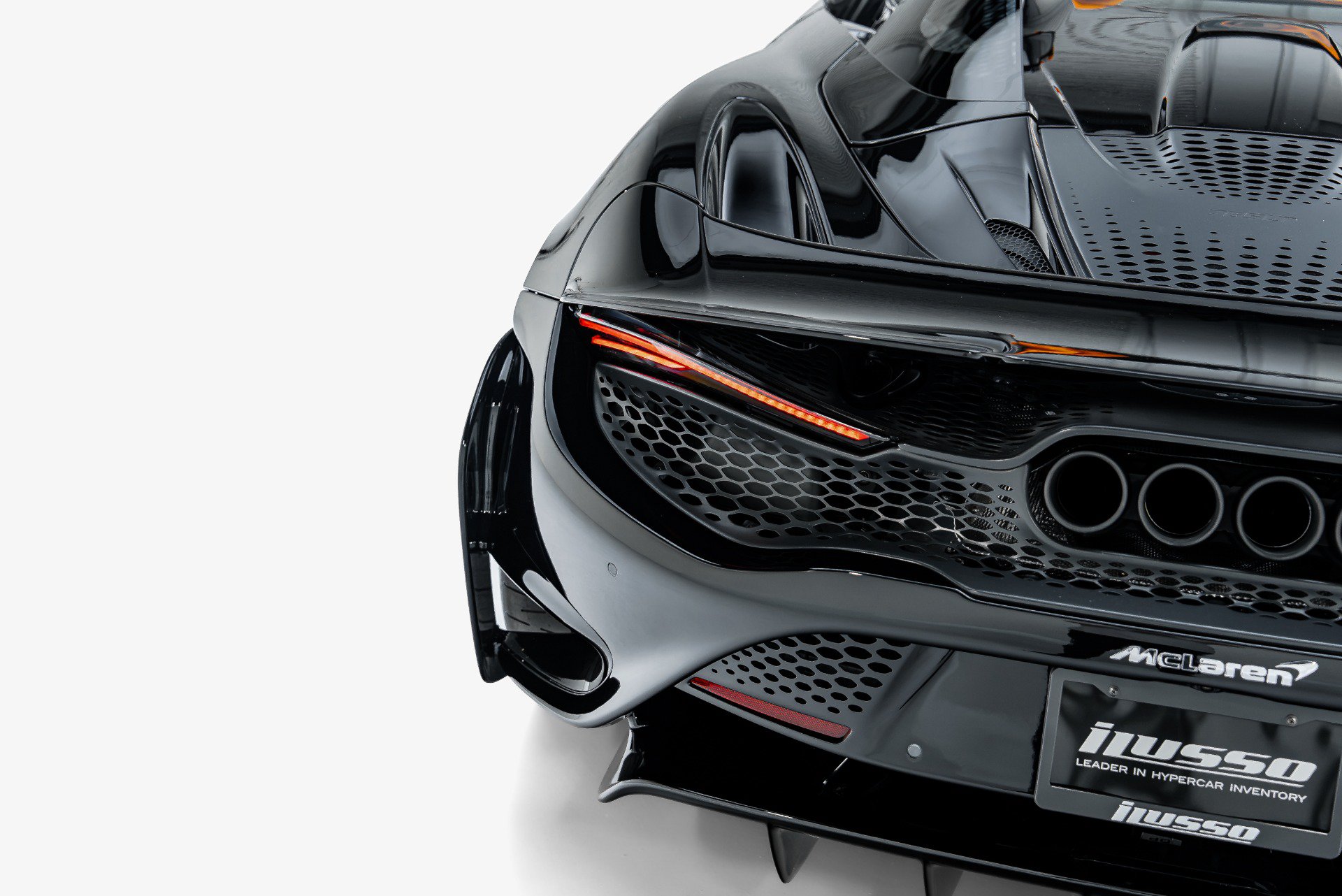 Used 2022 McLaren 765LT photo 44