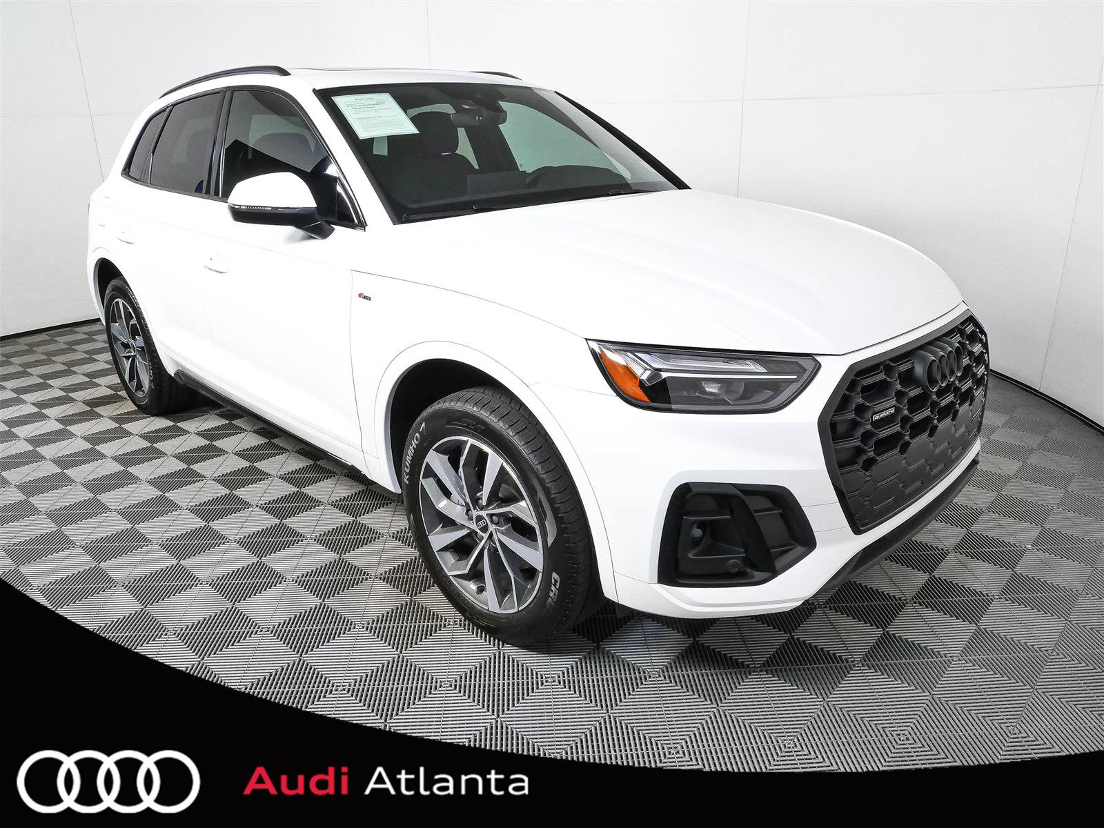 Used 2024 Audi Q5 2.0T Premium w/ Summer of Audi Package