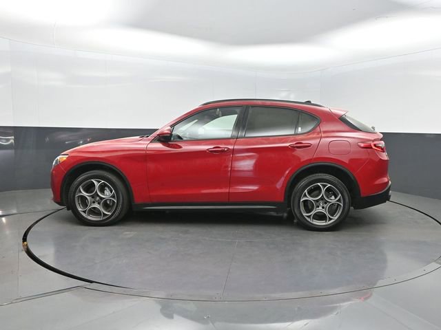2023 Alfa Romeo Stelvio Sprint