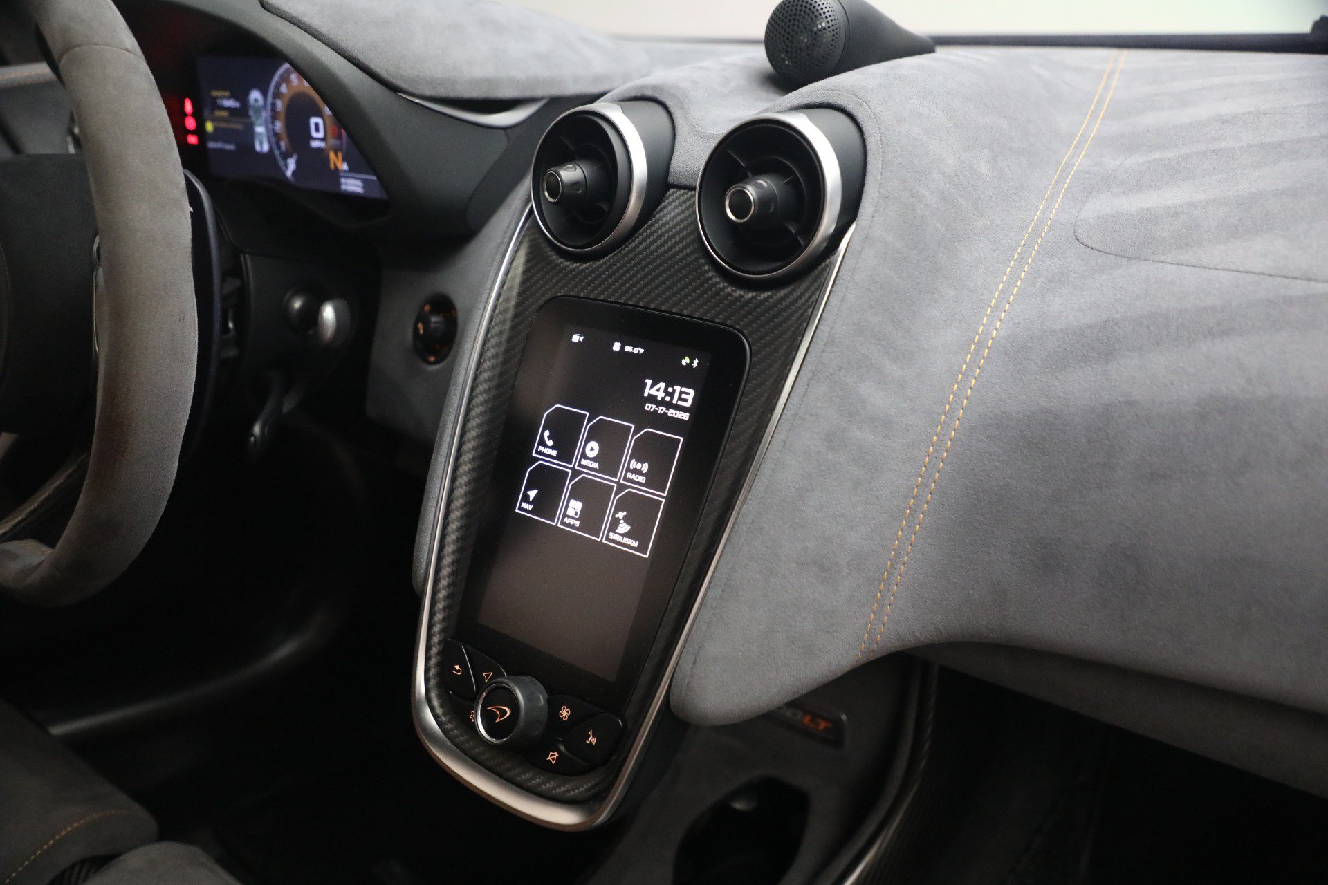 Used 2019 McLaren 600LT photo 32