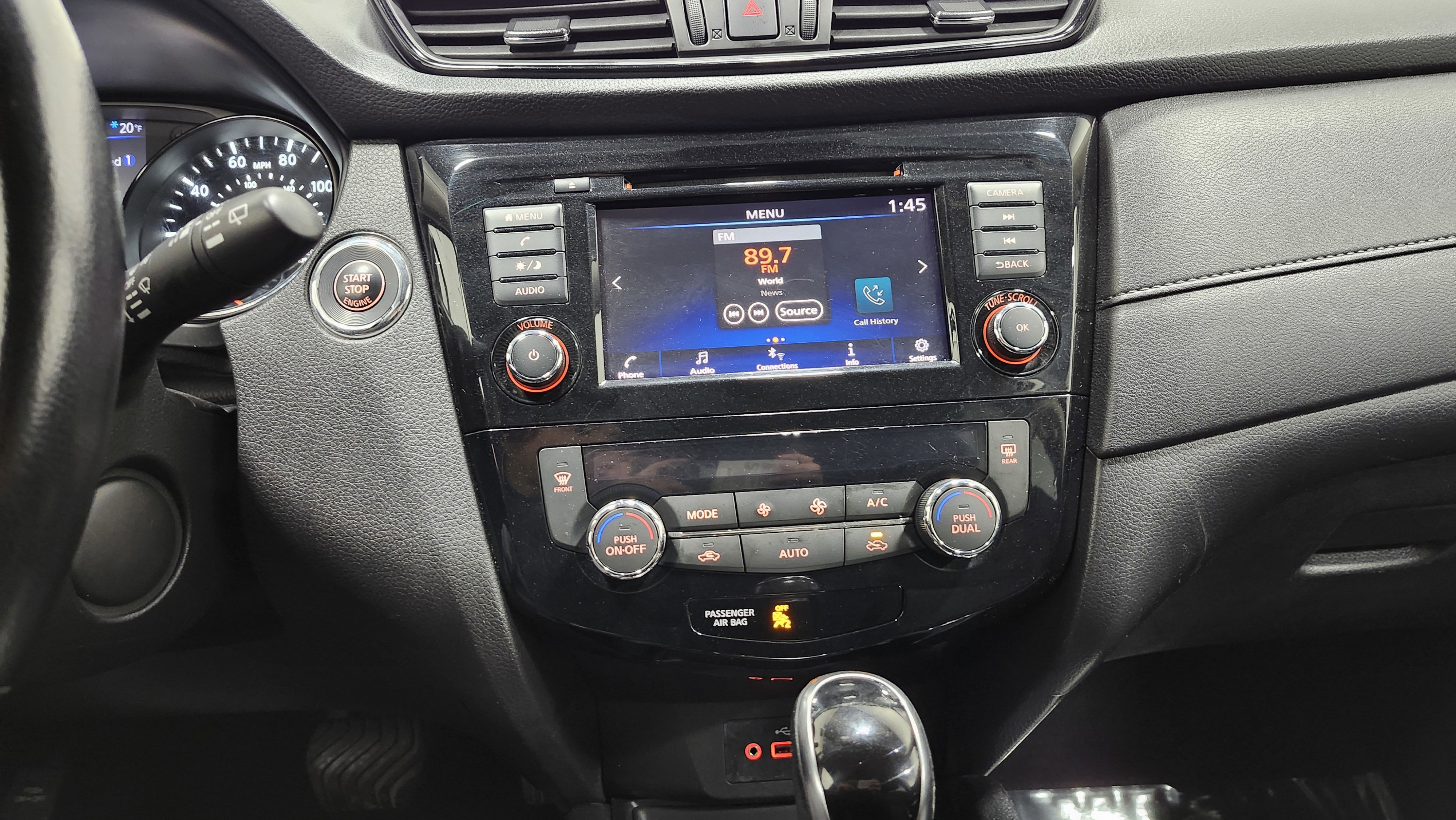 2020 Nissan Rogue SV