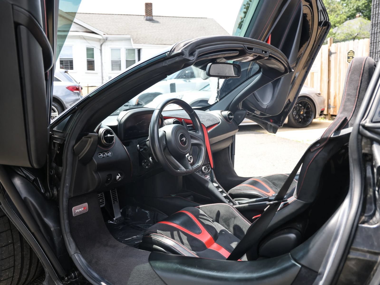 Used 2020 McLaren 720S Spider photo 40