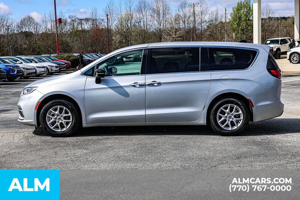 2024 Chrysler Pacifica Touring-L