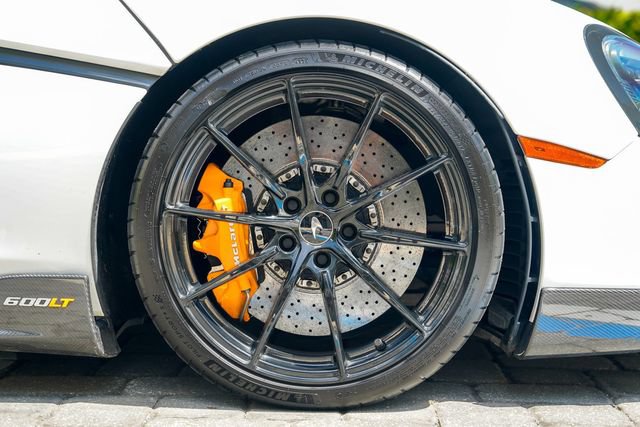 Used 2019 McLaren 600LT photo 34