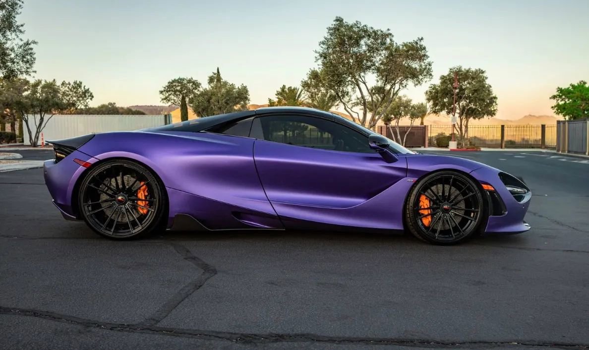 Used 2020 McLaren 720S Spider photo 5