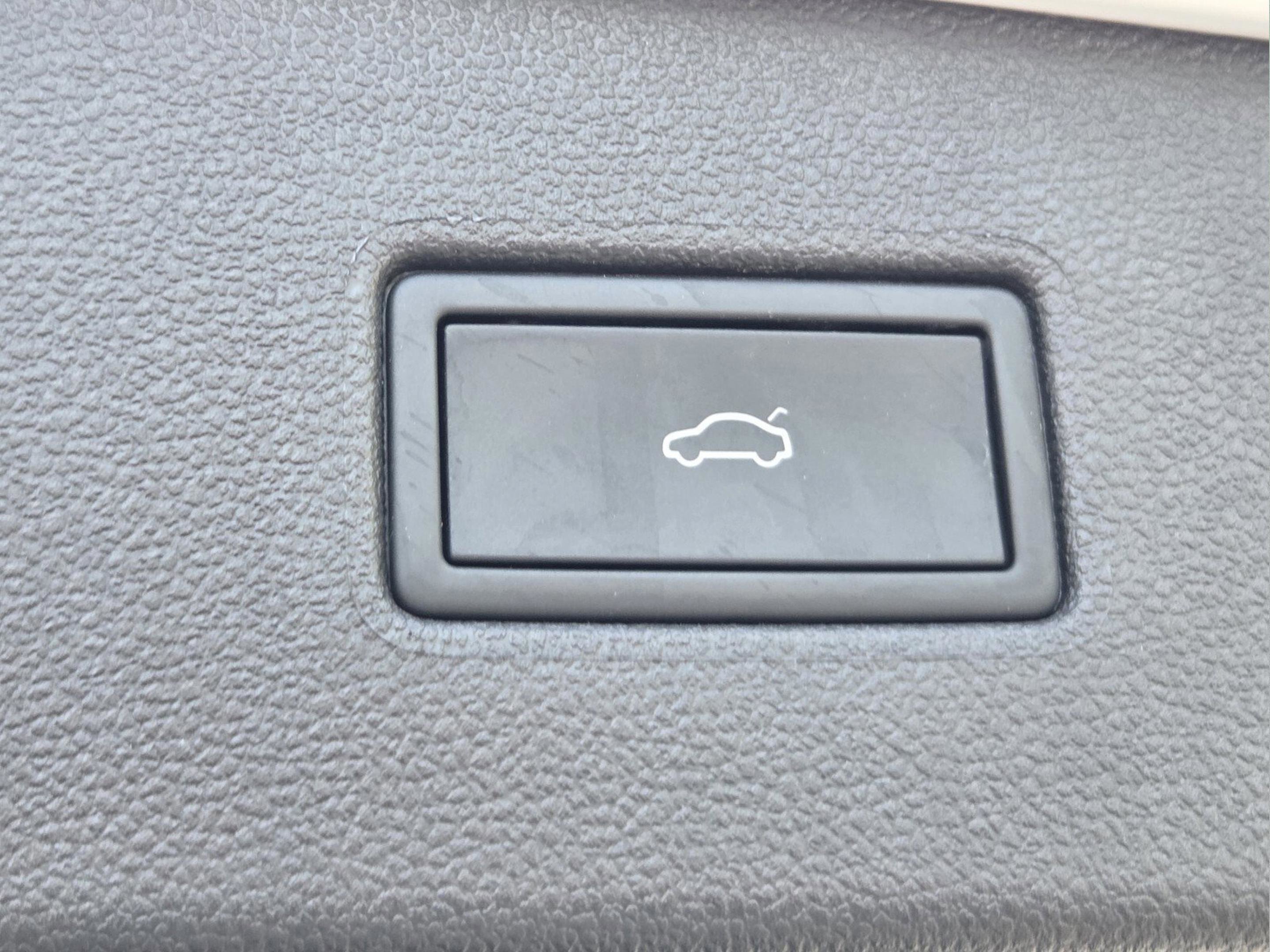 2024 Volkswagen Tiguan SE R-Line