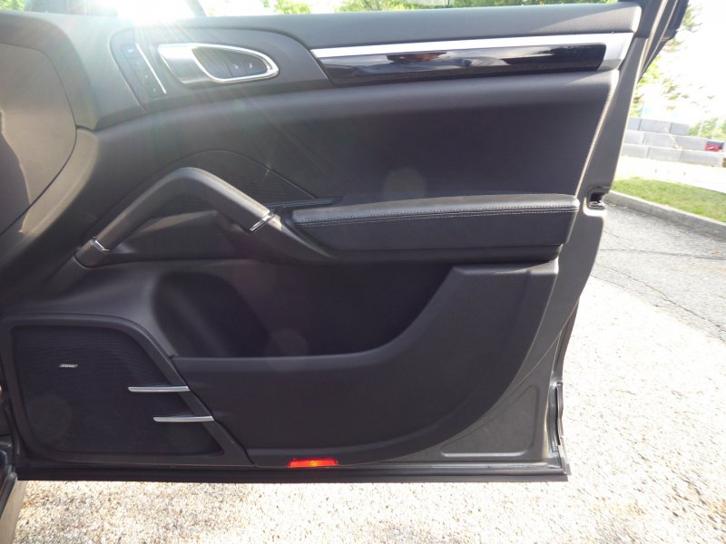 2014 Porsche Cayenne GTS